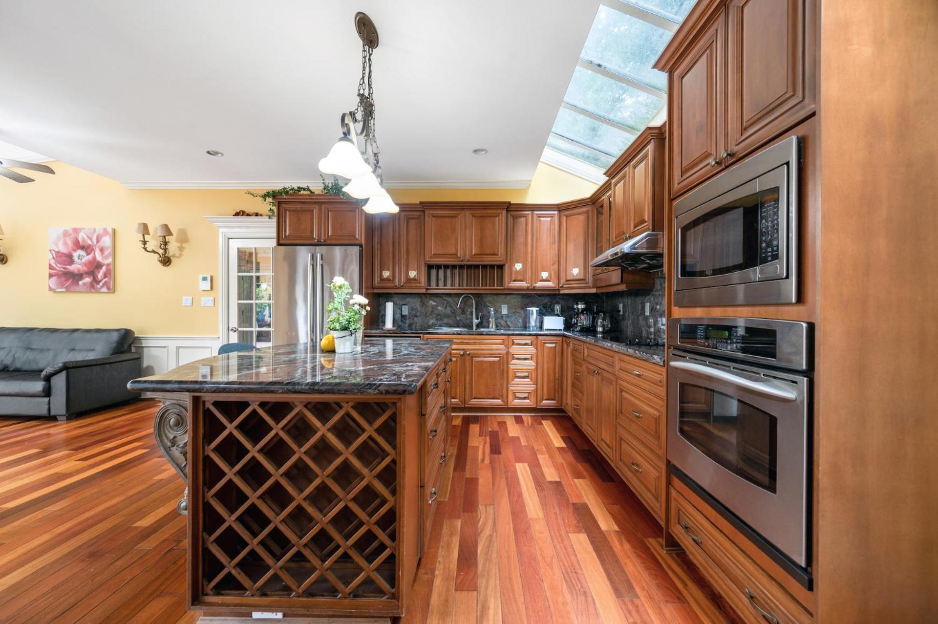 Charming Retreat On Cypress Street, Your Home Away From Home Vancouver Exterior photo